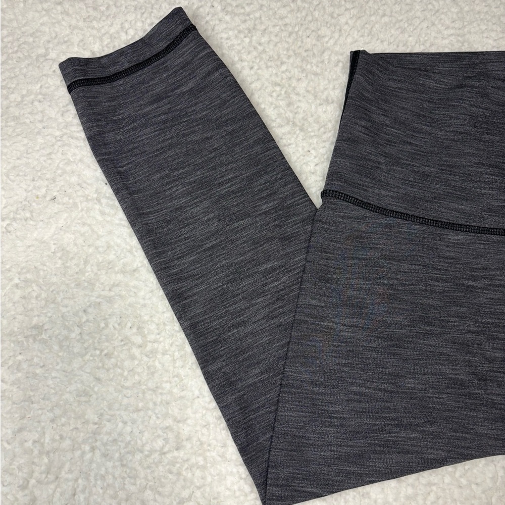 Lululemon Women Heather Gray Wunder Under High Rise Crop Leggings - Picture 4 of 11